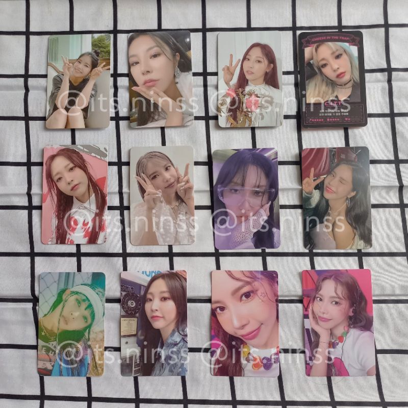 MAMAMOO PHOTOCARD Solar Moonbyul Wheein Hwasa