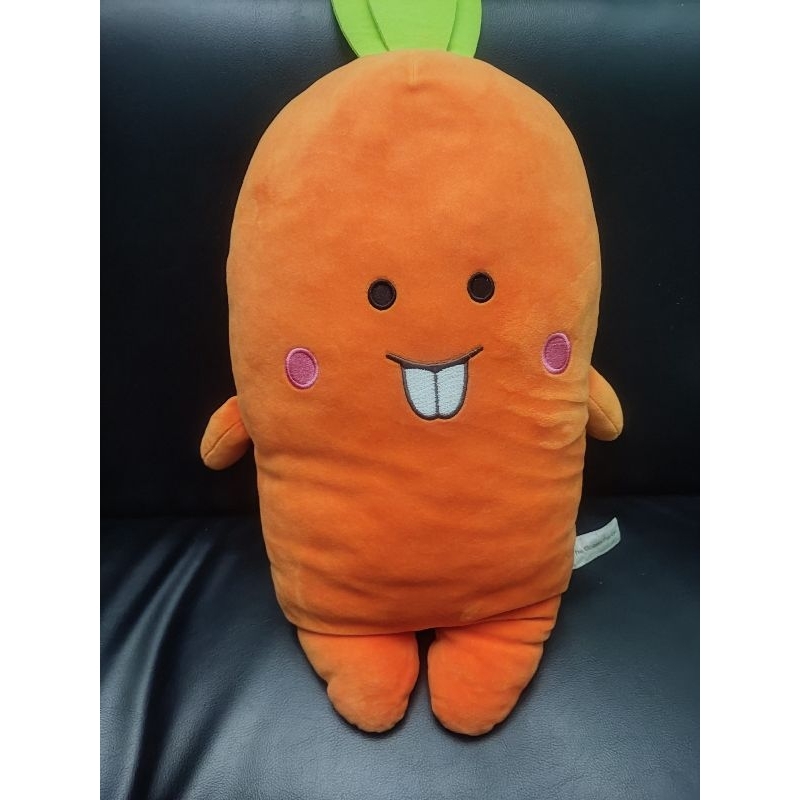 boneka wortel the green party / boneka sayur / boneka miniso