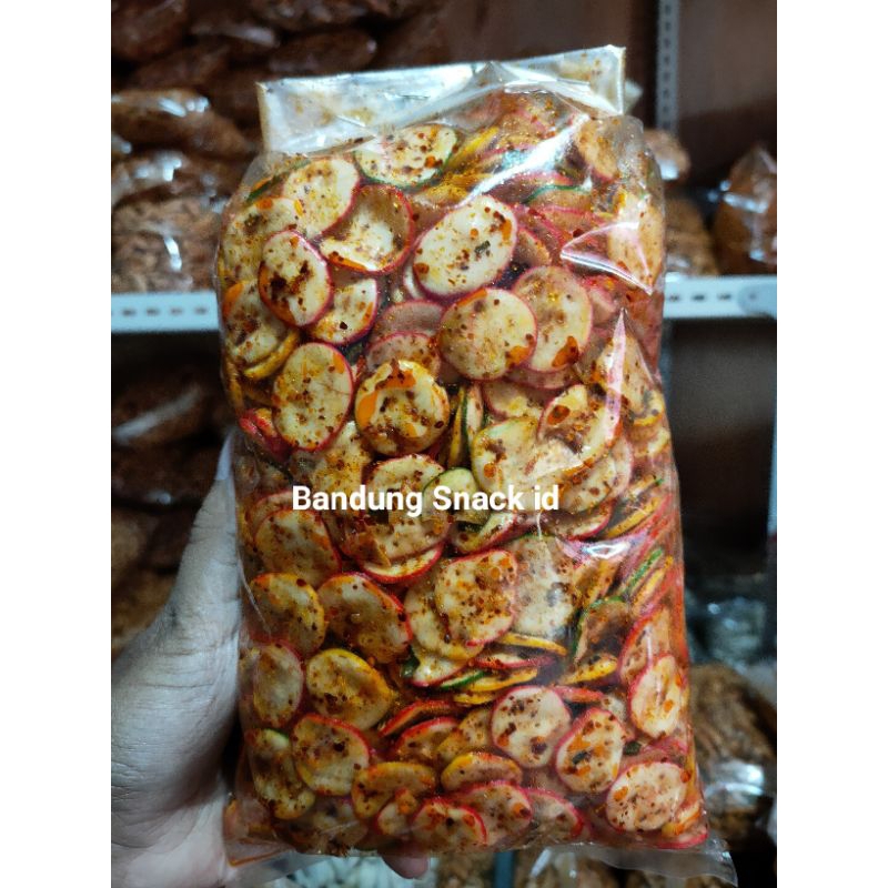 

SEBLAK KERING KERUPUK BAWANG PEDAS DAUN JERUK KEMASAN 500GRAM
