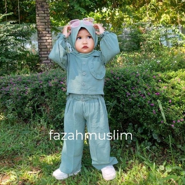 One set baju anak perempuan. setelan belita anak. pakaian anak perempuan