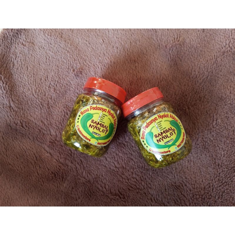 

sambal nyolot hijau / sambal hijau/ sambal teri Medan / sambal baby cumi 180gr