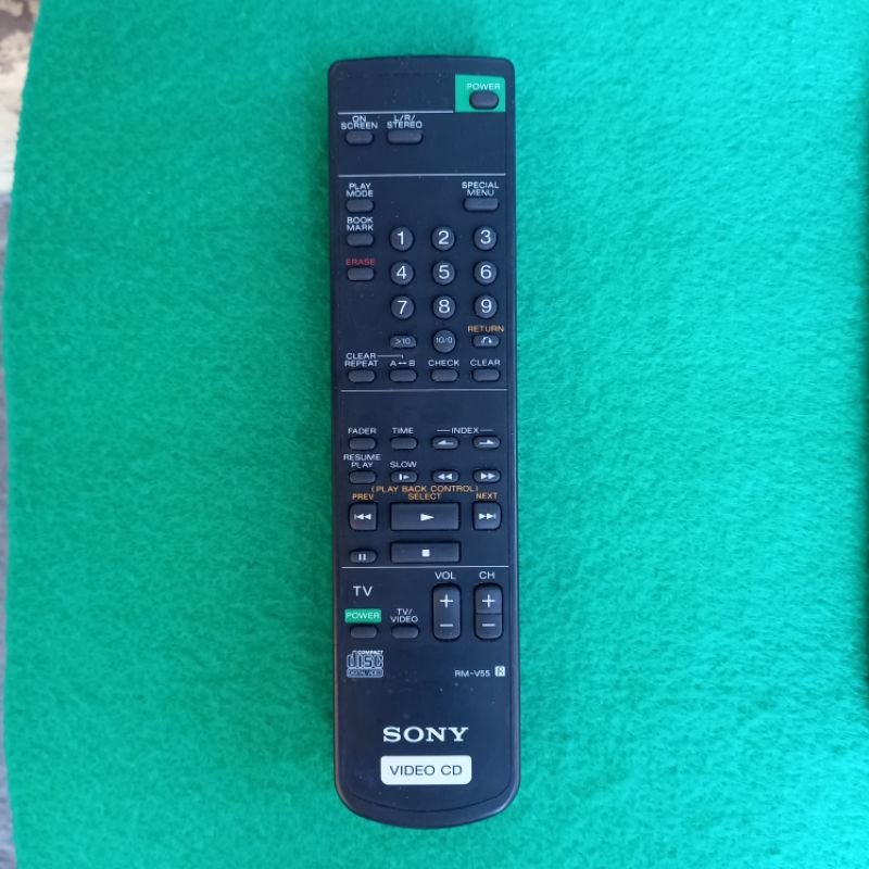 Remote VCD CD Player SONY Original Asli . RM - V55 .