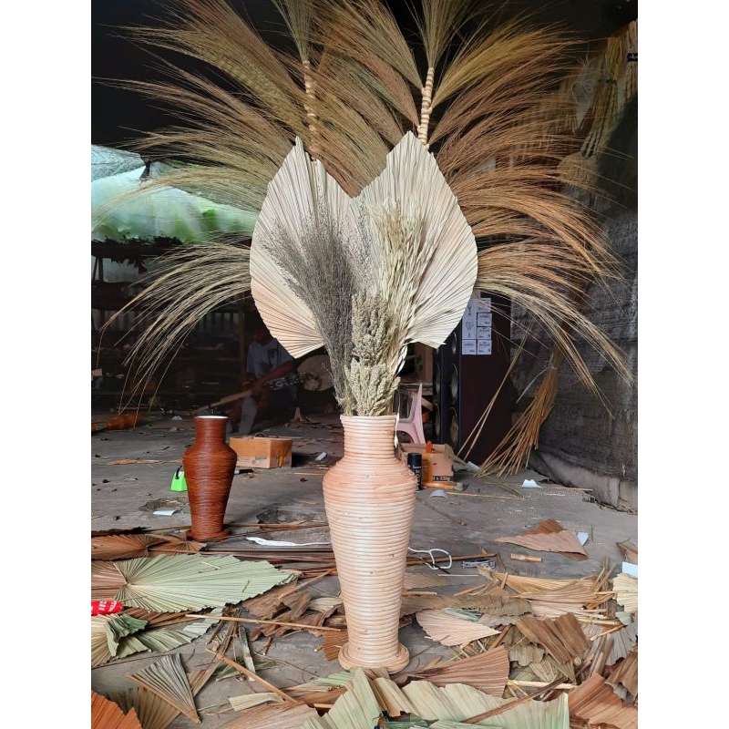 1 set bunga kering dan pot t40cm/ bunga hias ruangan/ bunga sudut ruangan/ dekorasi rustick/ bunga k