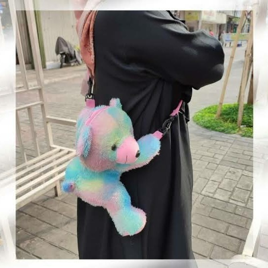 Tas Selempang Boneka Bulu Beruang Merangkul / Tas Hp Wanita Teddy Bear Top