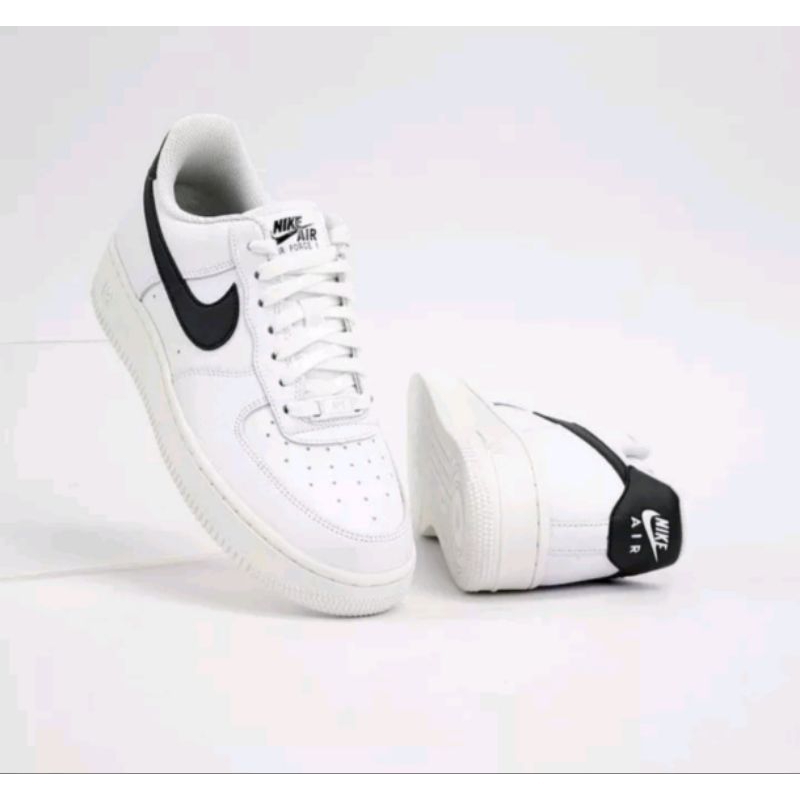 Sepatu Nike Second