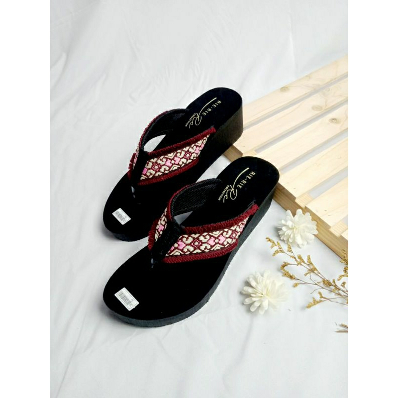 Arkn Sandal wanita wedges Rie-Rie terbaru