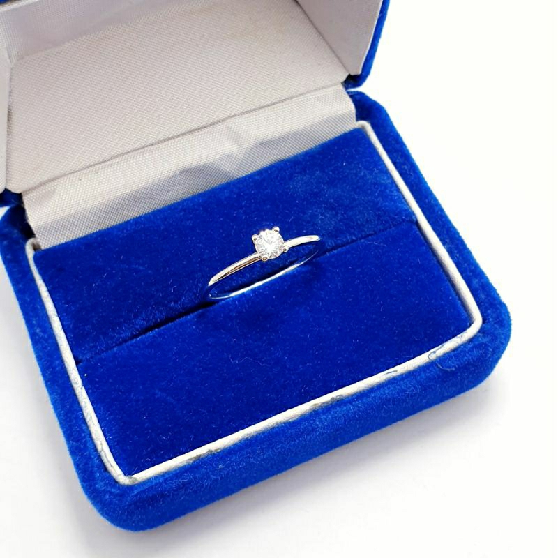 Cincin Perak 925 Satu Permata - Cincin Soliter Silver 925 Lapis Emas Putih