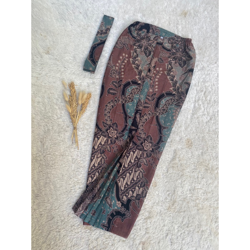 Rok Batik Wiru / Wiron | jarik batik Wisuda Kondangan