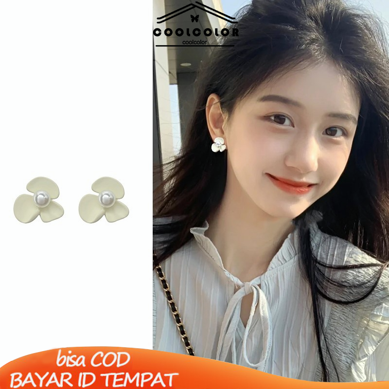 COD❤️Anting S925 Perak Bunga Mutiara Korea Kecil Sepasang Putih Susu Stud Earrings Anting Tusuk Motif Vintage Fashion Impor Murah Aksesoris Wanita Ins