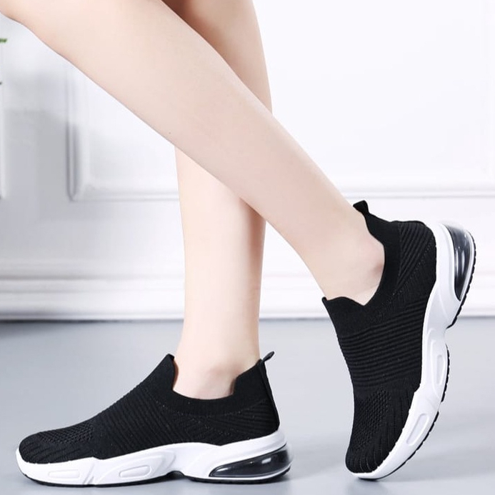 GROSIRTAS &quot;FREE BOX&quot; LV0046 Sepatu Slip On Wanita Import Motif POLOS Fashion Korea Nyaman Flyknit