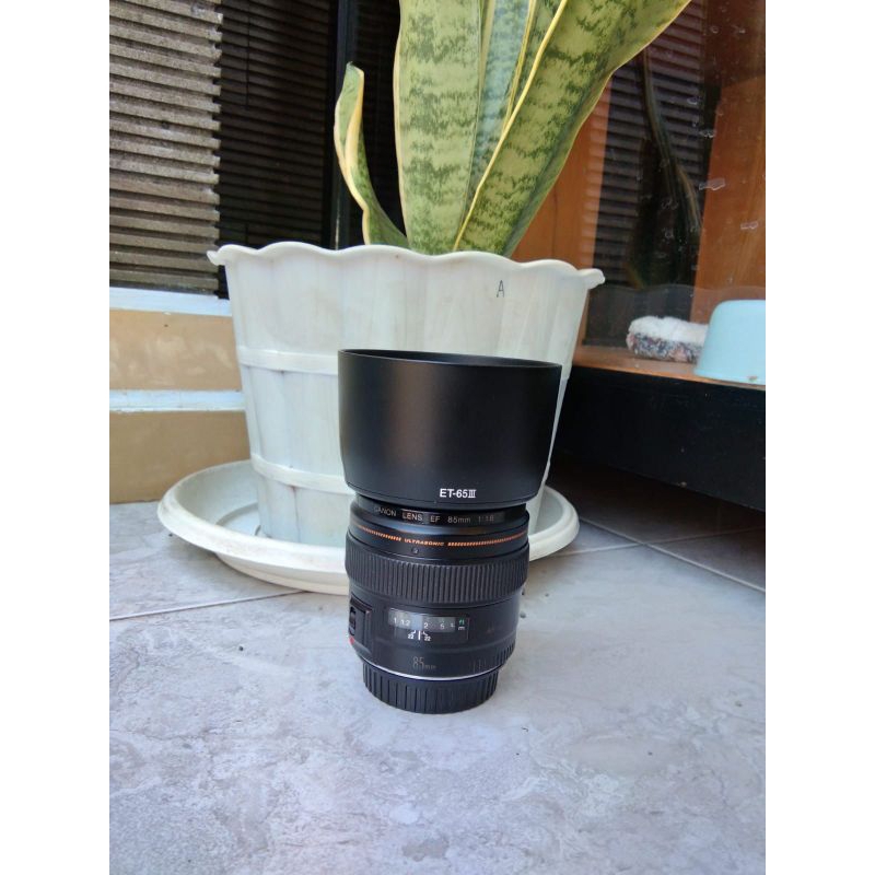 Lensa canon 85mm f1.8 usm