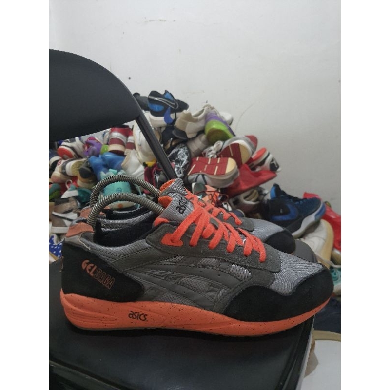 ASICS volly Gel SAGA Indonesia sepatu sneakers
