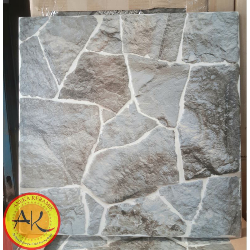 Keramik Lantai Dinding Kasar Motif Batu Alam Timbul Matt 50x50 Grafitto Grey