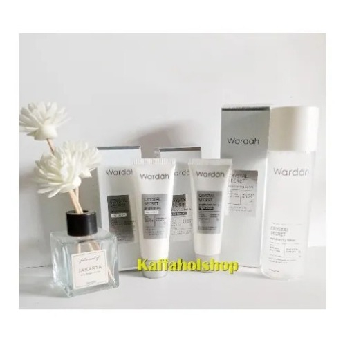 WARDAH CRYSTAL SECRET PAKET 3 PRODUK (Day Cream+Night Cream+Toner)