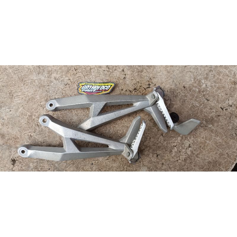 footstep step belakang ori copotan CBR 250 RR CBR250RR