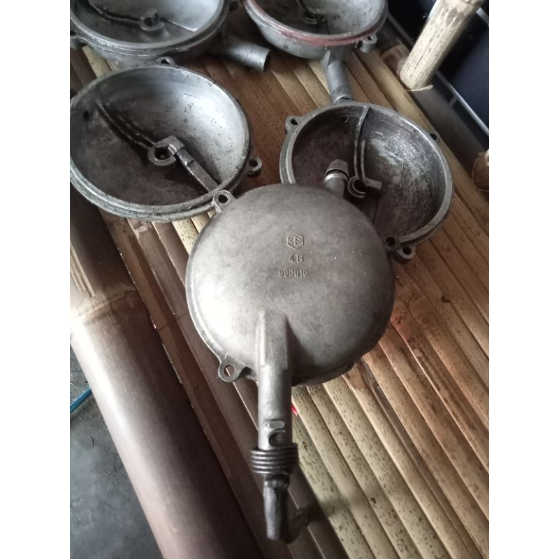 tutup kupling blok kupling vespa PX PS super sprint ORIGINAL