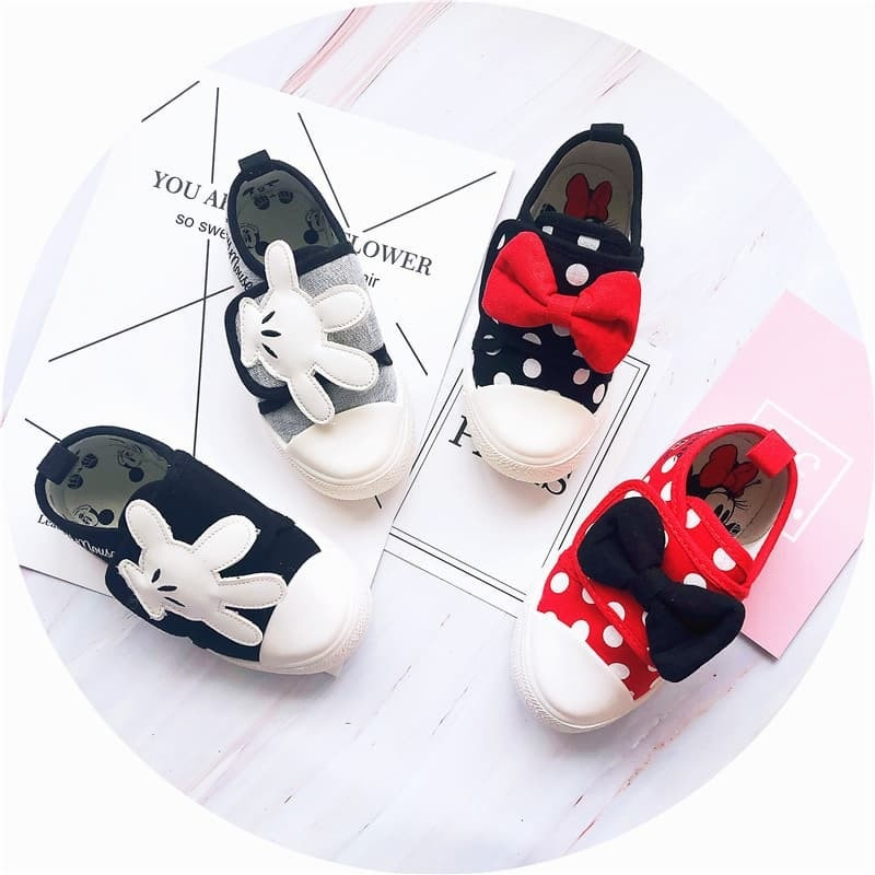 Sepatu Anak Laki dan Perempuan Bahan Kanvas Mickey Minnie