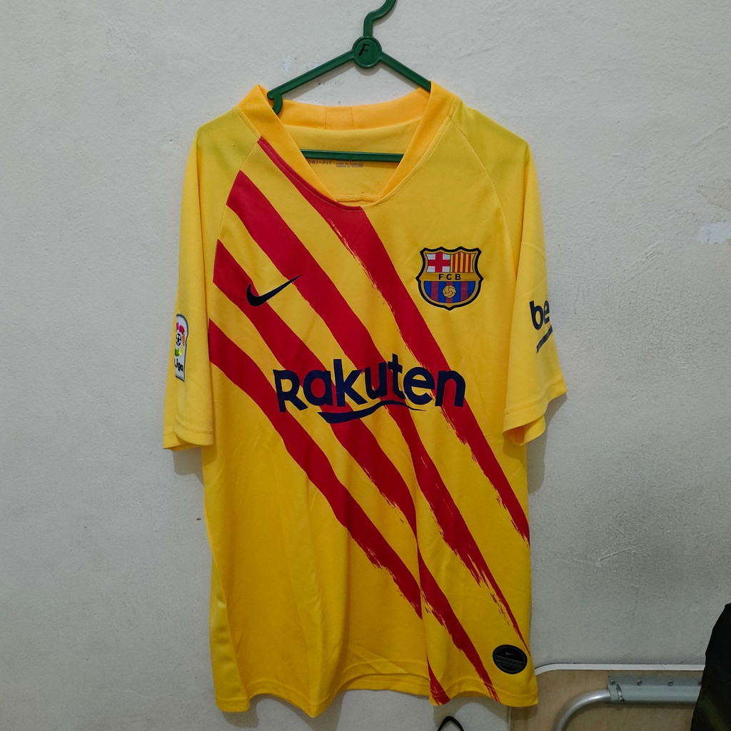 Preloved Jersey Barca Senyera