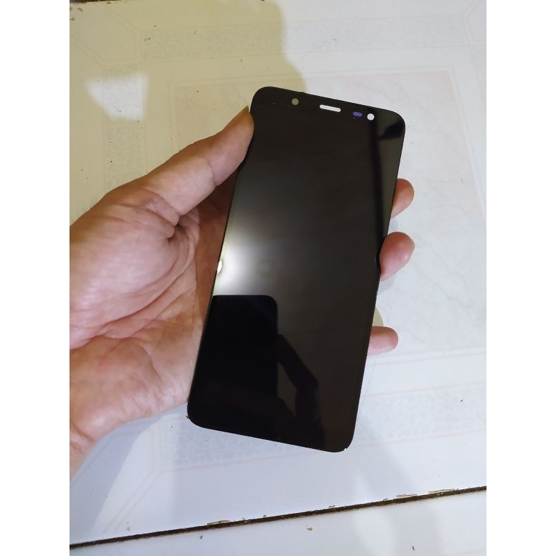Lcd Samsung J810/J8 2018/J8 Plus. Bekas Copotan, Tampak Aman Tidak ada Yg Retak Dalam & Luar.