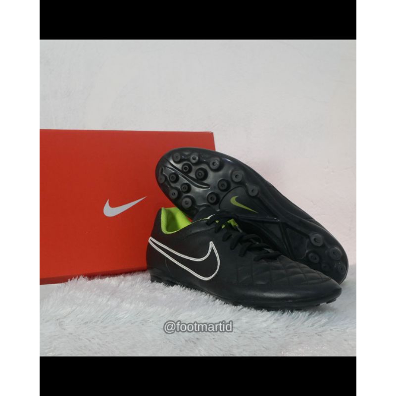Sepatu Bola Nike Tiempo Genio Leather AG Black Second Original Branded