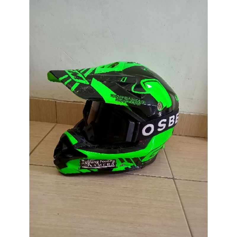 Helm GM SuperCross Moto 1 + kacamatanya (bekas) Size L