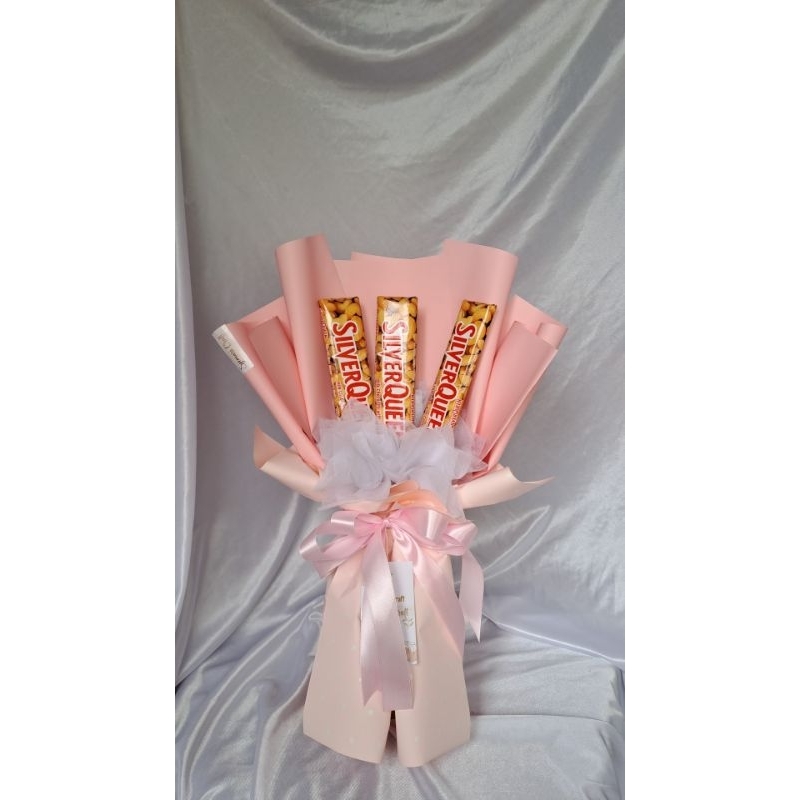 

Buket Silverqueen / Buket isi coklat