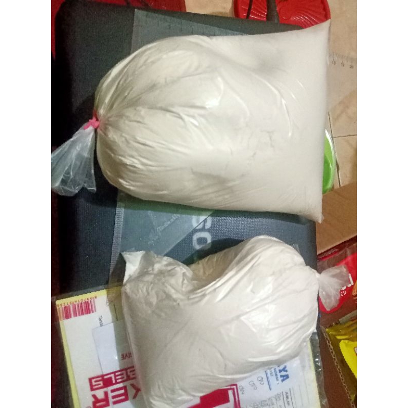 

Tepung terigu repack kemasan 1 kg