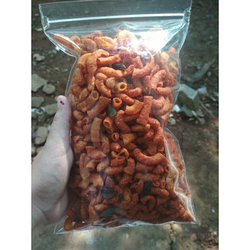 

makaroni pedas daun jeruk