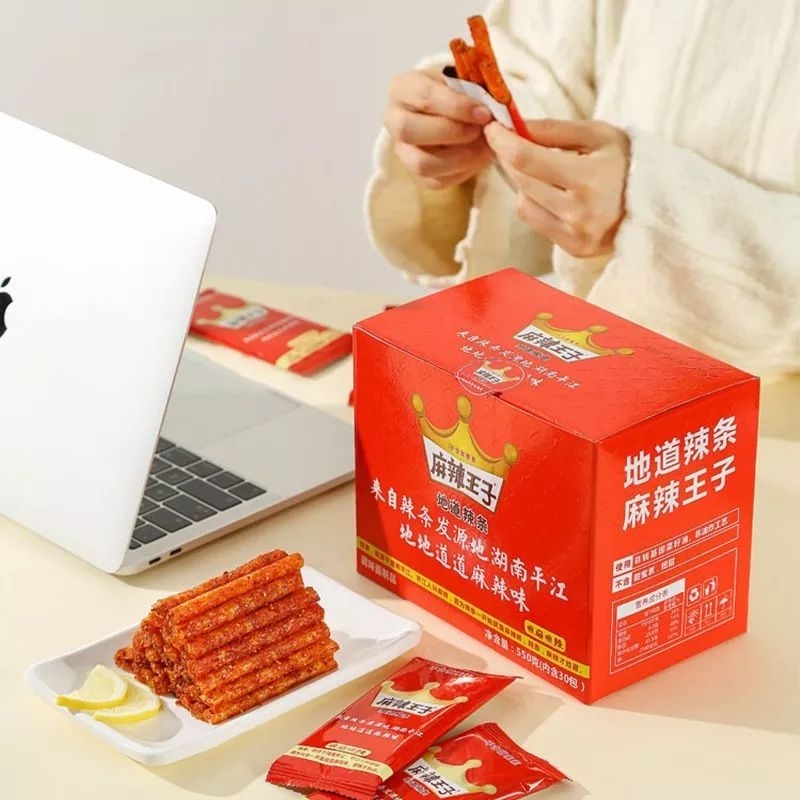 0麻辣王子辣条 Mala Wangzi Latiao Snack Stick Mala Super Spicy Yellow