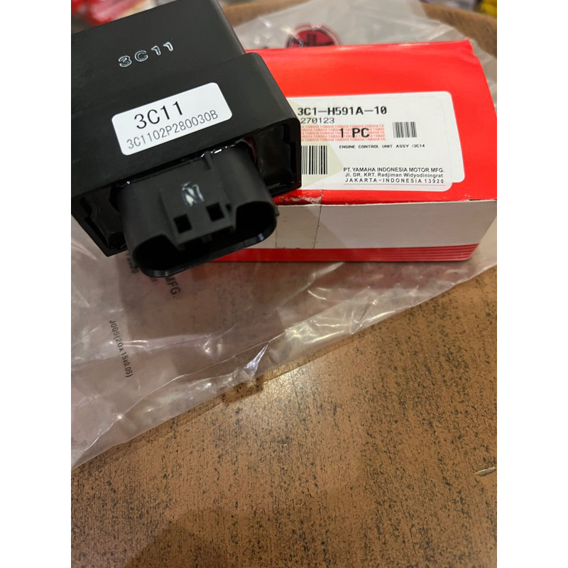 ECU ECM VIXION OLD 3C1-H591A-10 ( 100% ORIGINAL )