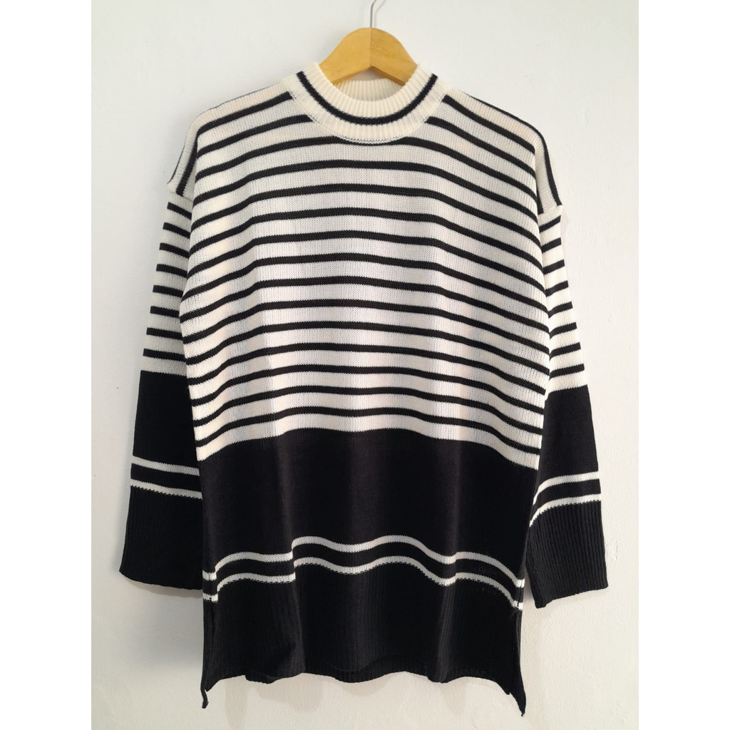 Nina Sweater Rajut Wanita 2 Tone Stripe Oversize