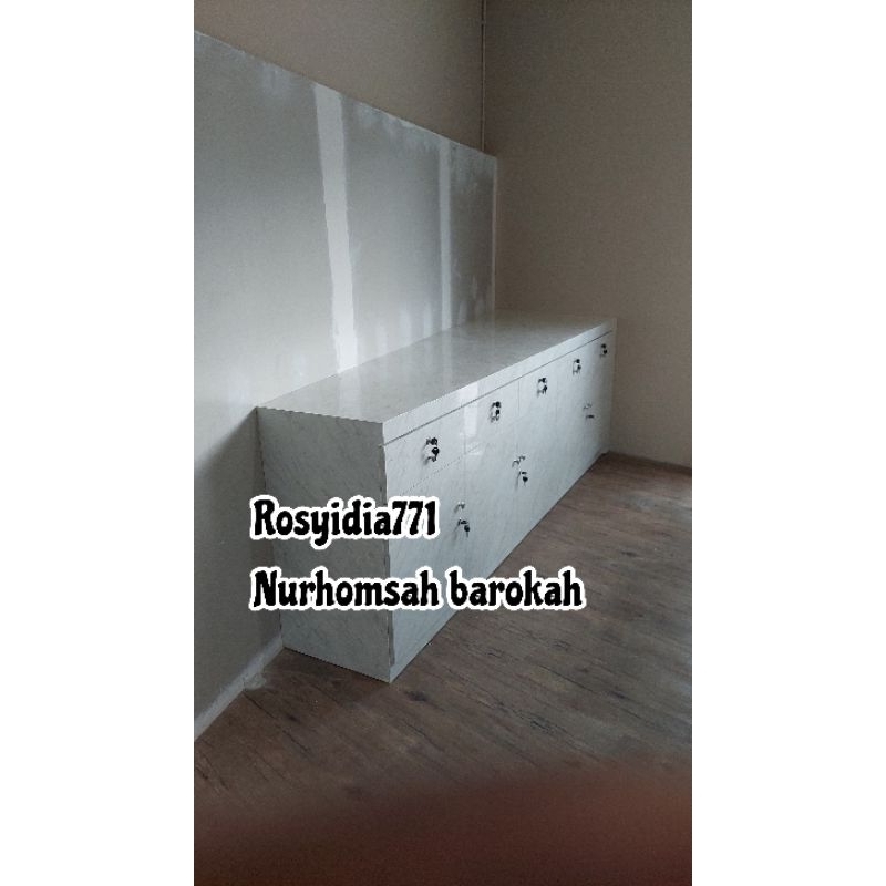 meja bariata/meja kasir/lemari/meja bartender