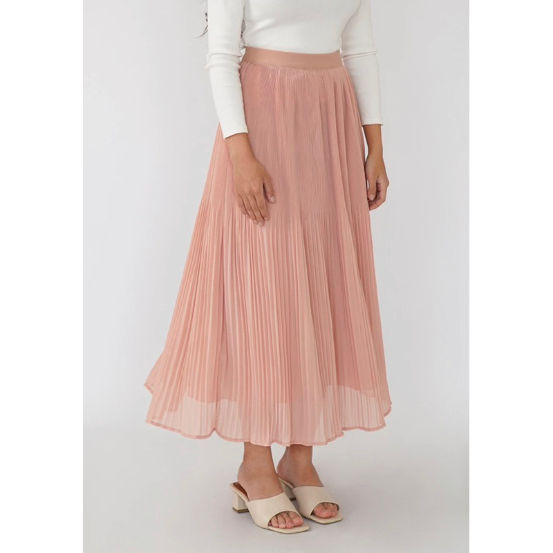 Queensland Rok Panjang Plisket Peach Size M