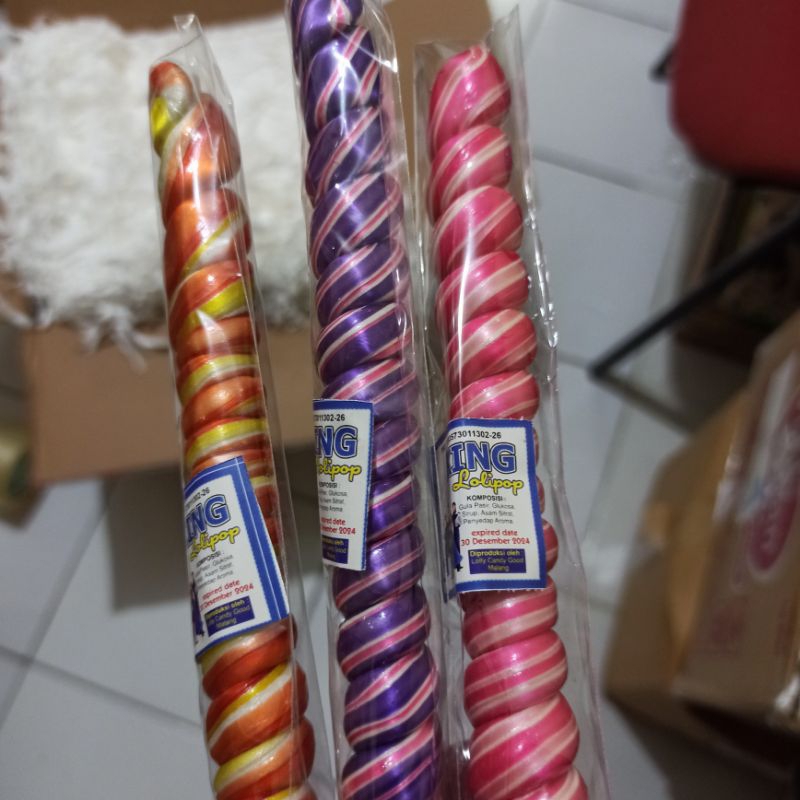 

Permen Lolipop King 7 Cm Bentuk Spiral Ulir Warna Ungu Pink Orange