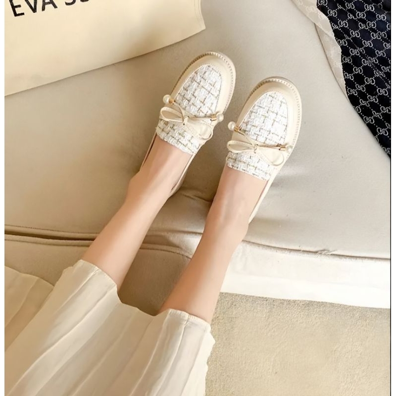 SEPATU WANITA LOAFERS '' OOTD '' DOCMART STYLE KOREA PREMIUM 032