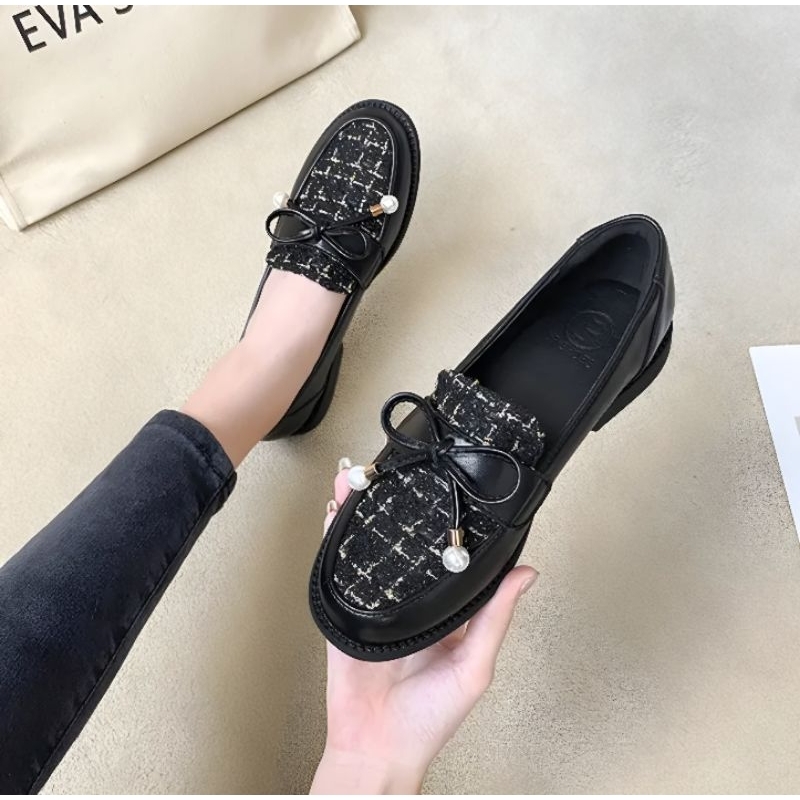 SEPATU WANITA LOAFERS '' OOTD '' DOCMART STYLE KOREA PREMIUM 032