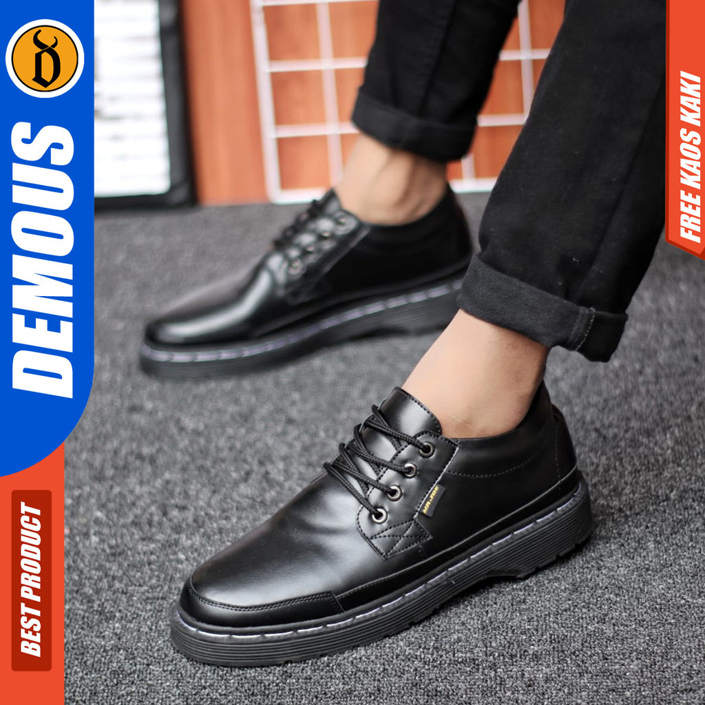 DEMOUS KUZAN - Sepatu Formal Casual Pria Kulit PU Hitam Tali Pantofel Kerja Kantor