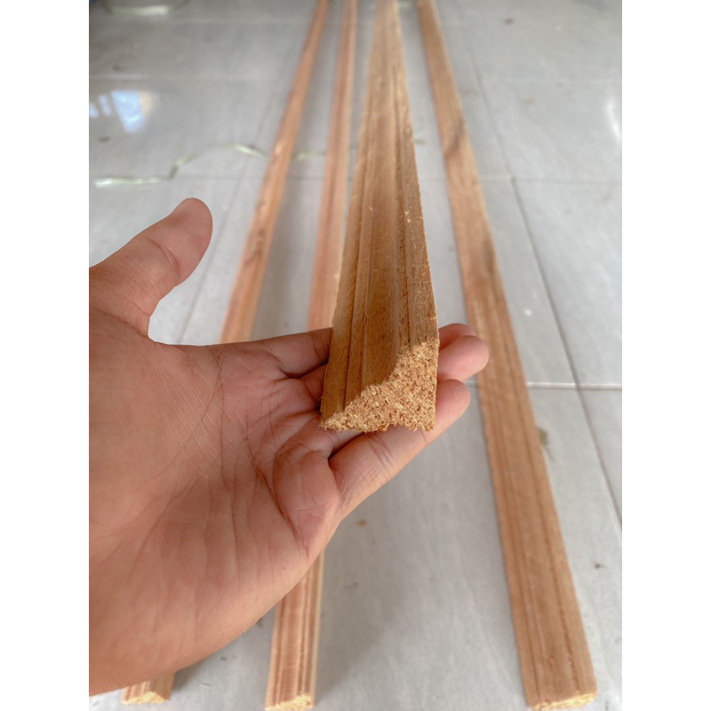 Lis plafon profil wall moulding 2x2 2.5x1 3x5 4x4 5x5   panjang 1 meter list siku profil kayu halus