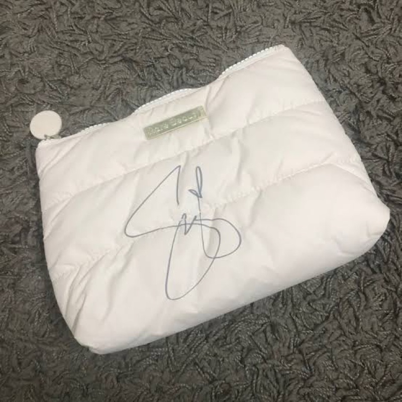 Rar e Beauty Makeup Bag signed by SG