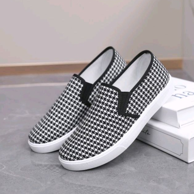 KANOSUE SLIP ON SEPATU CASUAL ANTI SLIP KS2123 KS