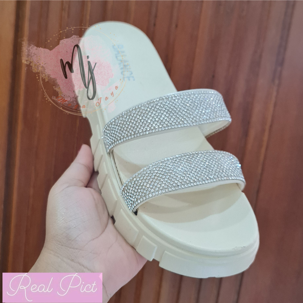 Sandal Wedges Wanita Selop Ban 2 Fashion Kekinian Import Sandal Pesta blink diamond