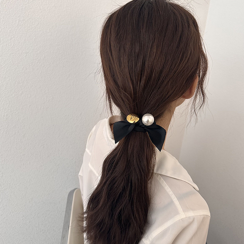 Caliloops Scrunchies Ikat Rambut Pita Mutiara Korea Dewasa Bilkin