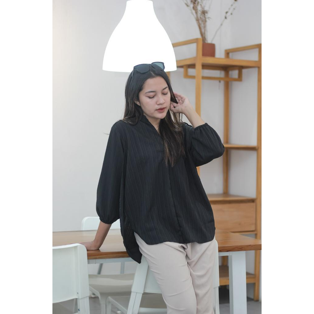 LIVIA BLOUSE - Blouse Wanita Polos Atasan Wanita Terbaru Bahan Baby crush