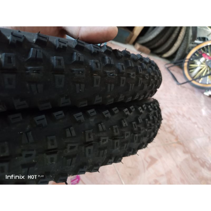 ban luar entity 27.5 x 2.25 kondisi bekas masih mulus//copotan Polygon//MTB xc Am//90% termasuk ban 