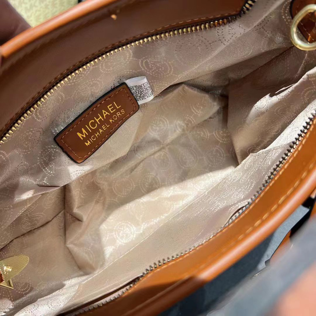 M*chael Kors Small Jet Tote Bag Logo Signature 30753 (Free Box+Invoice +KantongKain+Bubblewrap)