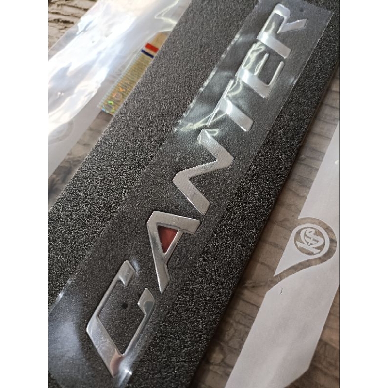 emblem CANTER turbo new hdx