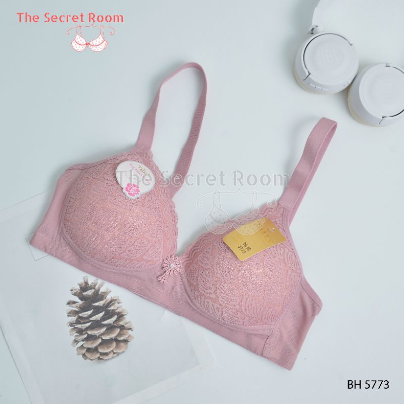 TALLY BRA BH 5773 I CUP B BESAR I BUSA TIPIS I TANPA KAWAT I KAIT 3 I SIZE 36 - 42 I BAHAN RENDA HALUS
