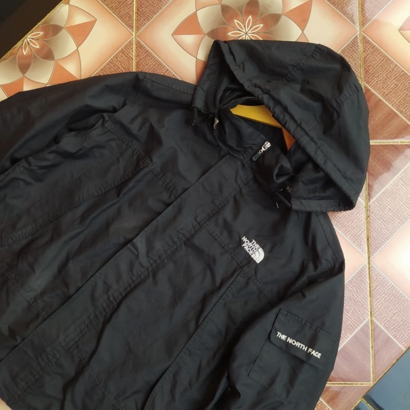 JAKET TNF Saku Samping