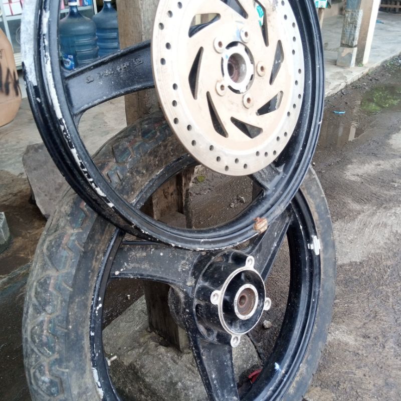 velg pelek ninjaR,ninjaSS, palang3 ori copotan 1set