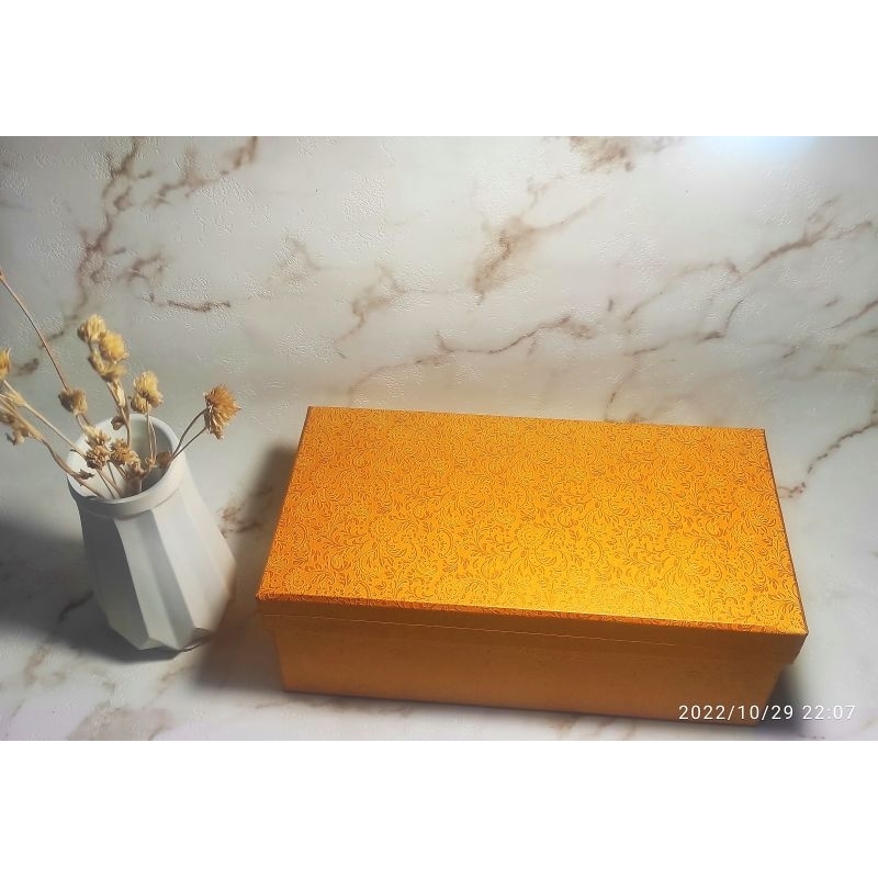 

Hard Box Hampers 20x10 cm